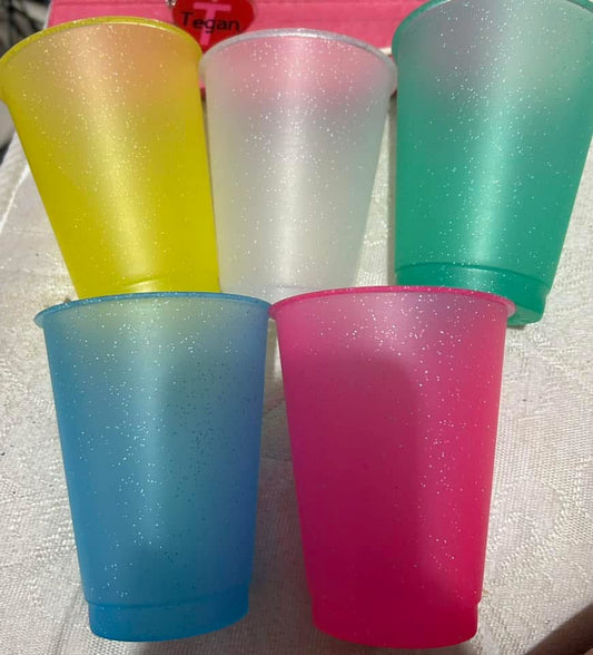 kids plastic cups